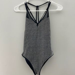 Lululemon size 6 wave wanderer black and white patterned one piece swimsuit